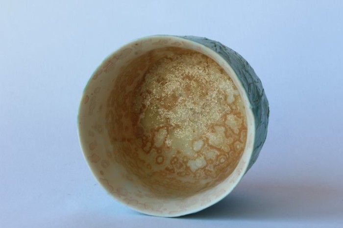 Alain Fichot bol porcelaine Extérieur texture craquelée  intérieur émail cristallisant